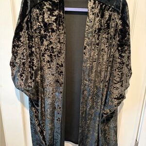 Victoria's Secret Black Velvet Kimono Robe